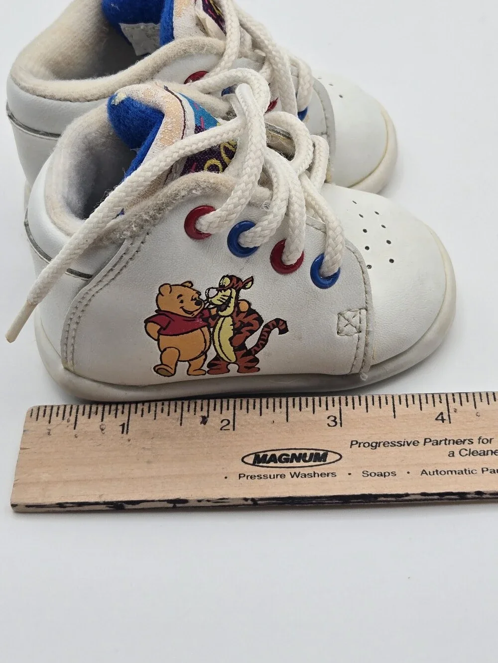 Vintage 90s Disney Winnie The Pooh Tigger Friends Infant Sneakers Shoes Size 1